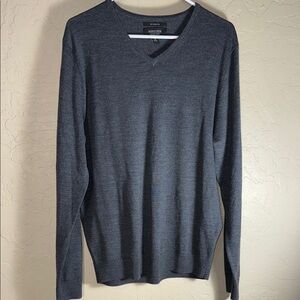 Nordstrom merino wool v neck sweater size medium.